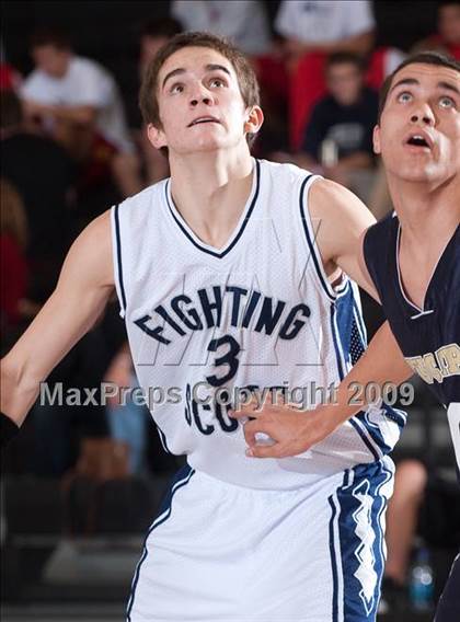 Thumbnail 3 in Rim of the World vs Yucaipa (MaxPreps Holiday Classic) photogallery.