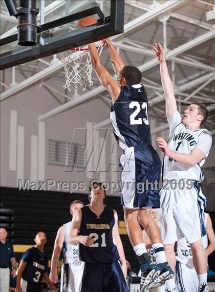 Thumbnail 3 in Rim of the World vs Yucaipa (MaxPreps Holiday Classic) photogallery.