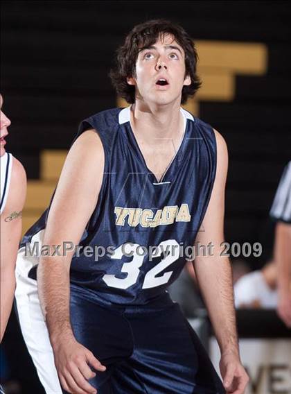 Thumbnail 1 in Rim of the World vs Yucaipa (MaxPreps Holiday Classic) photogallery.