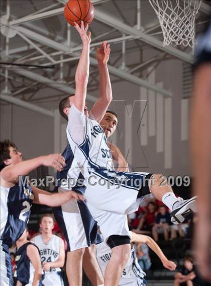 Thumbnail 1 in Rim of the World vs Yucaipa (MaxPreps Holiday Classic) photogallery.