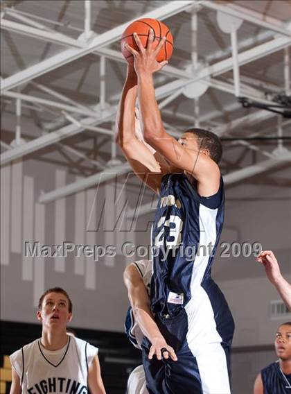 Thumbnail 1 in Rim of the World vs Yucaipa (MaxPreps Holiday Classic) photogallery.