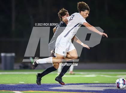 Thumbnail 1 in Grand Oaks vs College Park photogallery.