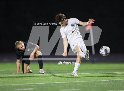 Thumbnail 1 in Grand Oaks vs College Park photogallery.