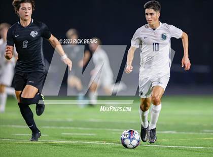 Thumbnail 1 in Grand Oaks vs College Park photogallery.
