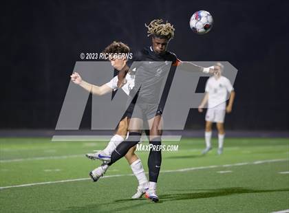 Thumbnail 1 in Grand Oaks vs College Park photogallery.