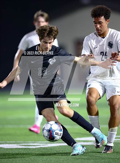 Thumbnail 1 in Grand Oaks vs College Park photogallery.