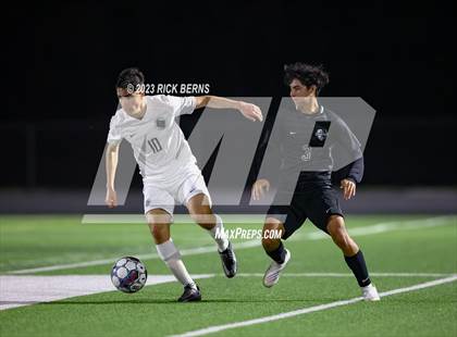 Thumbnail 3 in Grand Oaks vs College Park photogallery.