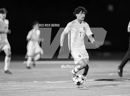 Thumbnail 3 in Grand Oaks vs College Park photogallery.