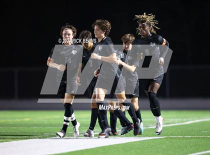 Thumbnail 1 in Grand Oaks vs College Park photogallery.