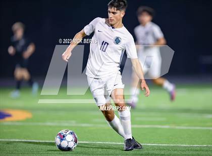 Thumbnail 1 in Grand Oaks vs College Park photogallery.