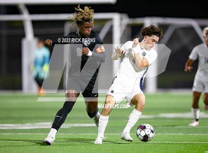 Thumbnail 1 in Grand Oaks vs College Park photogallery.