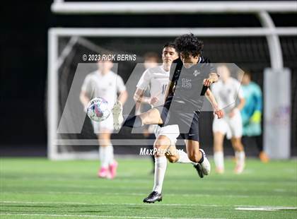Thumbnail 1 in Grand Oaks vs College Park photogallery.
