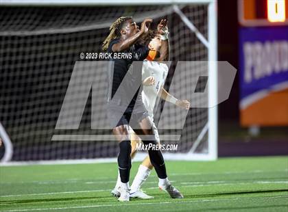 Thumbnail 2 in Grand Oaks vs College Park photogallery.