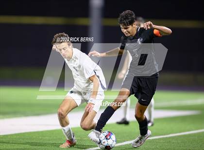 Thumbnail 1 in Grand Oaks vs College Park photogallery.
