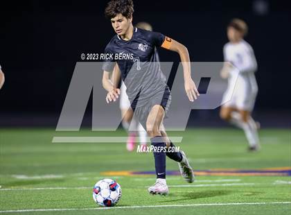 Thumbnail 2 in Grand Oaks vs College Park photogallery.