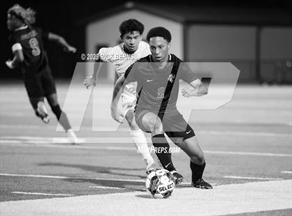 Thumbnail 3 in Grand Oaks vs College Park photogallery.
