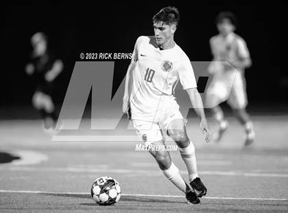 Thumbnail 3 in Grand Oaks vs College Park photogallery.