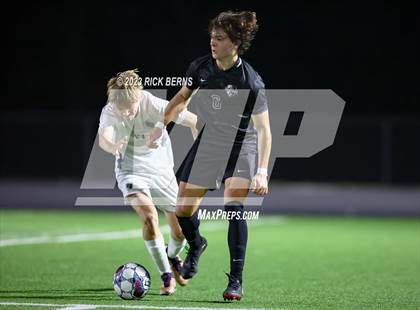 Thumbnail 3 in Grand Oaks vs College Park photogallery.