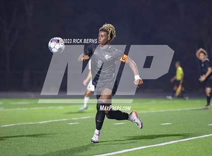Thumbnail 3 in Grand Oaks vs College Park photogallery.