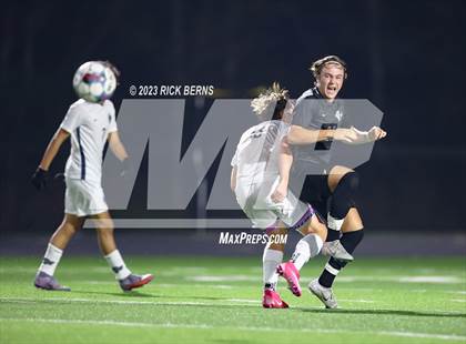 Thumbnail 3 in Grand Oaks vs College Park photogallery.