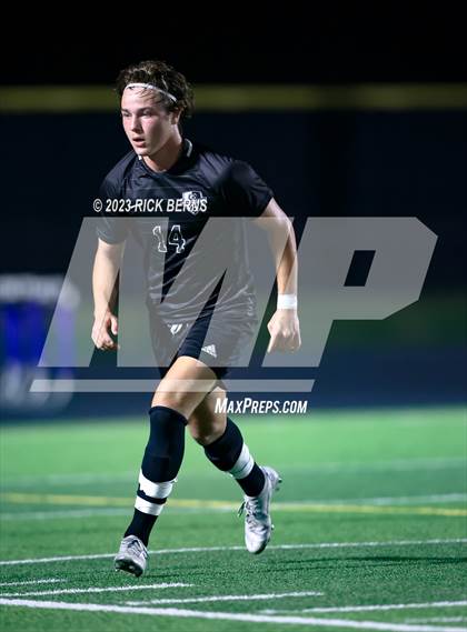 Thumbnail 3 in Grand Oaks vs College Park photogallery.