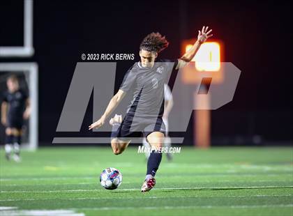 Thumbnail 3 in Grand Oaks vs College Park photogallery.