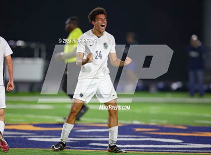Thumbnail 1 in Grand Oaks vs College Park photogallery.