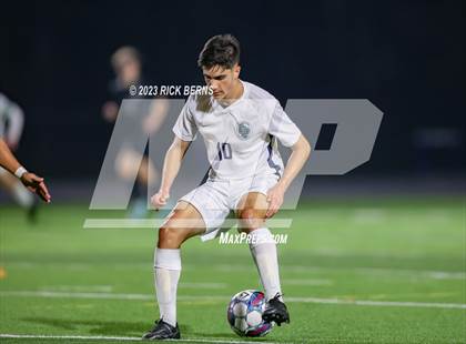Thumbnail 1 in Grand Oaks vs College Park photogallery.