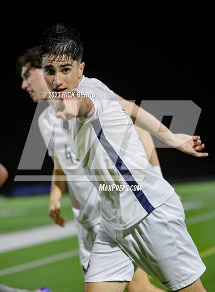 Thumbnail 1 in Grand Oaks vs College Park photogallery.