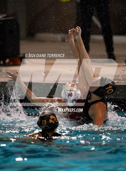 Thumbnail 3 in Mater Dei vs Foothill (CIF SS Open Division Semifinal) photogallery.