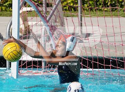 Thumbnail 3 in Saint Francis vs Menlo (NorCal Invitational) photogallery.
