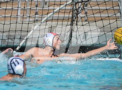 Thumbnail 1 in La Salle vs Shadow Hills photogallery.