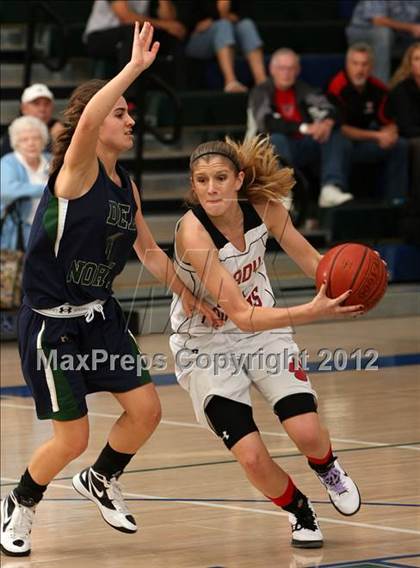 Thumbnail 2 in Vista vs. Del Norte (So Cal Holiday Prep Classic) photogallery.