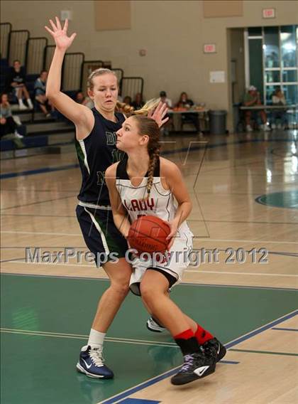Thumbnail 3 in Vista vs. Del Norte (So Cal Holiday Prep Classic) photogallery.