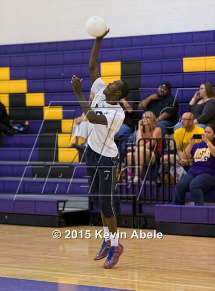 Thumbnail 1 in Sunrise Mountain vs Kellis (Notre Dame Prep Invitational) photogallery.