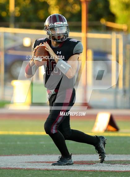 Thumbnail 3 in Faith Baptist vs. Calvary Chapel photogallery.