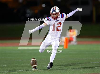 Thumbnail 2 in Faith Baptist vs. Calvary Chapel photogallery.