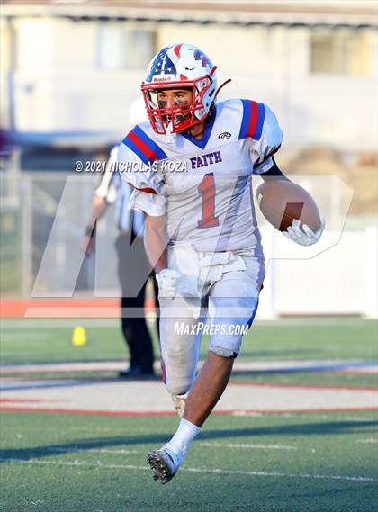 Thumbnail 3 in Faith Baptist vs. Calvary Chapel photogallery.