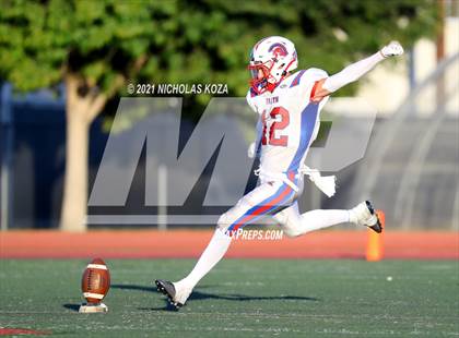 Thumbnail 3 in Faith Baptist vs. Calvary Chapel photogallery.