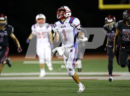 Thumbnail 2 in Faith Baptist vs. Calvary Chapel photogallery.