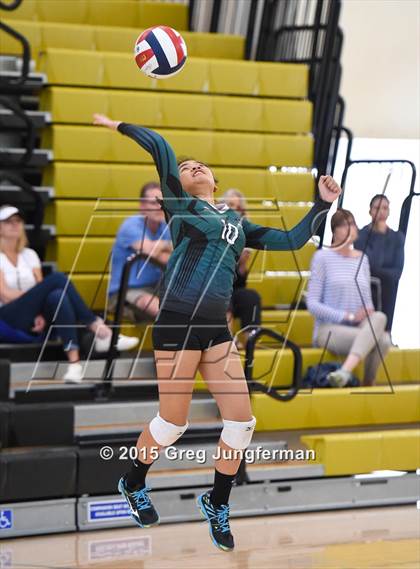 Thumbnail 3 in Windsor vs. El Cerrito photogallery.
