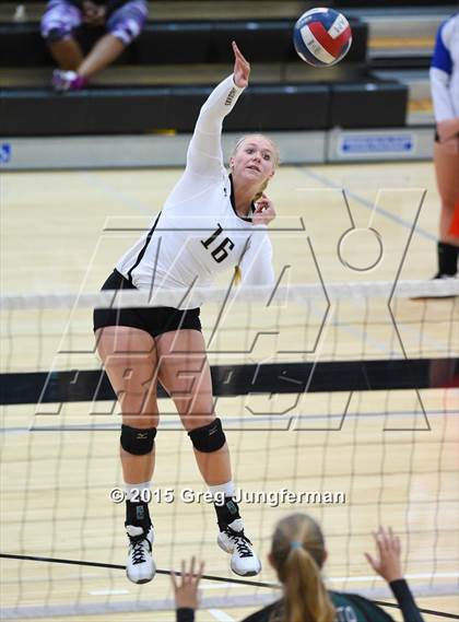Thumbnail 3 in Windsor vs. El Cerrito photogallery.