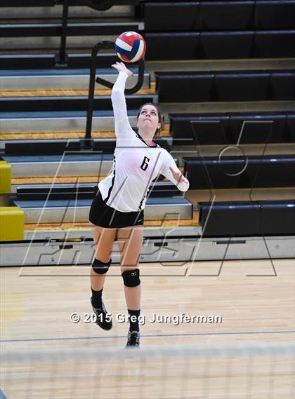 Thumbnail 2 in Windsor vs. El Cerrito photogallery.