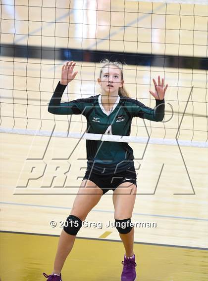 Thumbnail 1 in Windsor vs. El Cerrito photogallery.