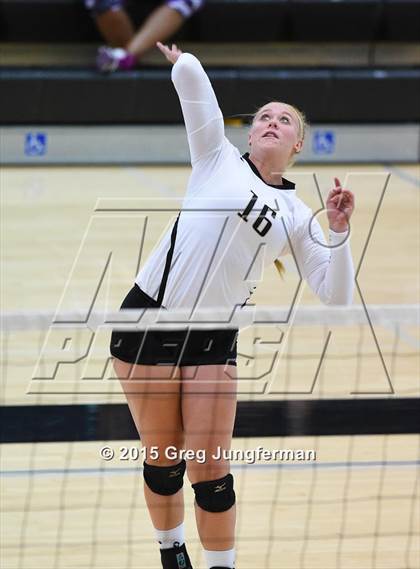 Thumbnail 2 in Windsor vs. El Cerrito photogallery.