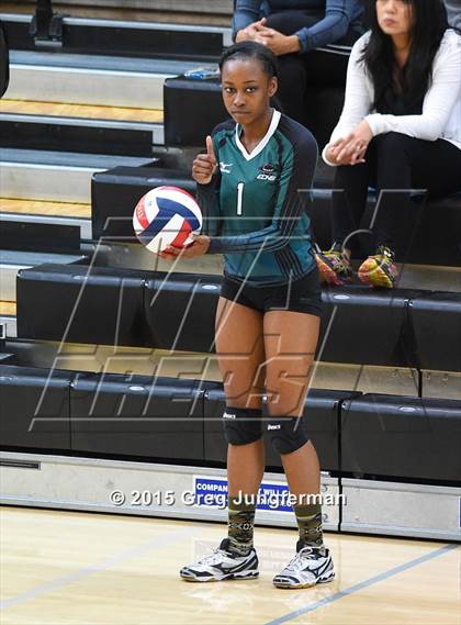 Thumbnail 1 in Windsor vs. El Cerrito photogallery.