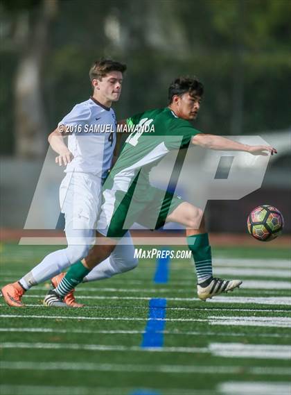 Thumbnail 2 in Canoga Park @ Crespi (Crespi Classic) photogallery.