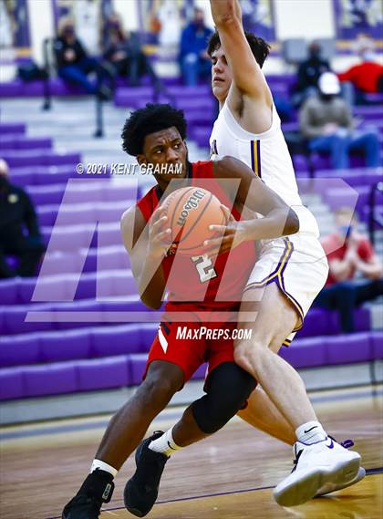 Thumbnail 3 in Park Tudor @ Guerin Catholic photogallery.