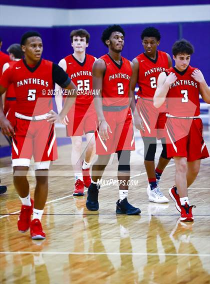 Thumbnail 3 in Park Tudor @ Guerin Catholic photogallery.