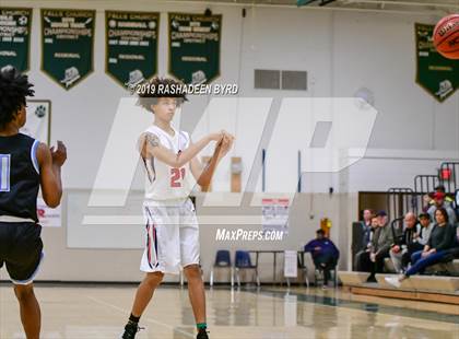 Thumbnail 3 in Liberty @ Centreville (Joe Cascio Boys & Girls Holiday Basketball Tournament) photogallery.